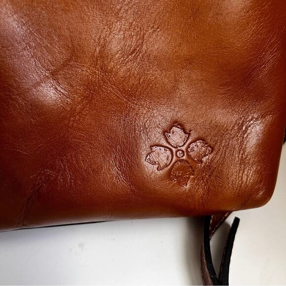 Patricia Nash Avellino Elegant Tan Leather Crossbody Bag - Picture 7 of 13